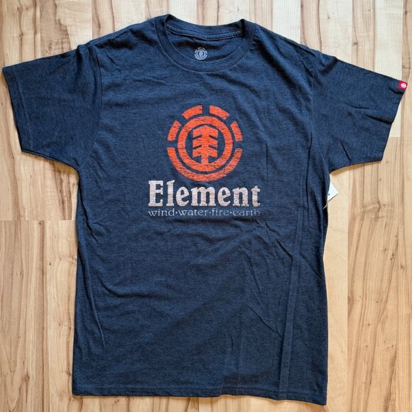Men's T-Shirt Bundle (3) - Picture 6 of 7